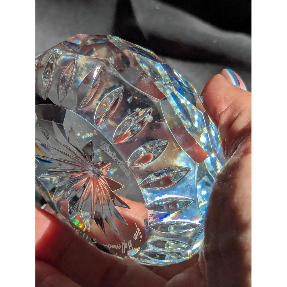 Vintage Waterford Crystal Paperweight, Starburst Cut Glass, Signed 1991 - Picture 17 of 17